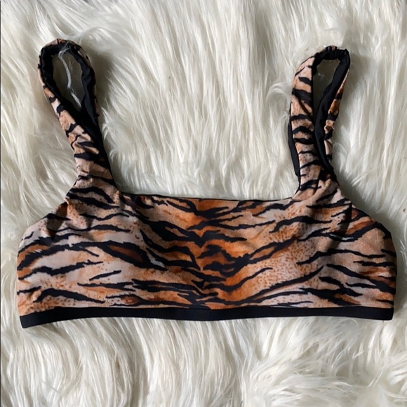 COPY - NWT animal print bikini - 2 PIECES - Picture 4 of 7